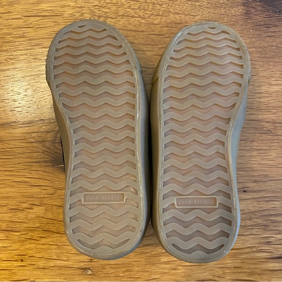 ZARA Girl Thick Sole Suede Low Profile Lace Up Sneaker SZ US 12 - Picture 7 of 10